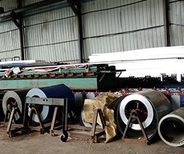 富順達(dá)彩鋼設(shè)備展示